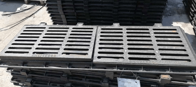 新华球墨铸铁连体双篦展示